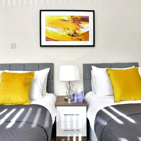 Xclusive Living Stay Near Airport & Nec, The Whitecroft Sheldon  Экстерьер фото