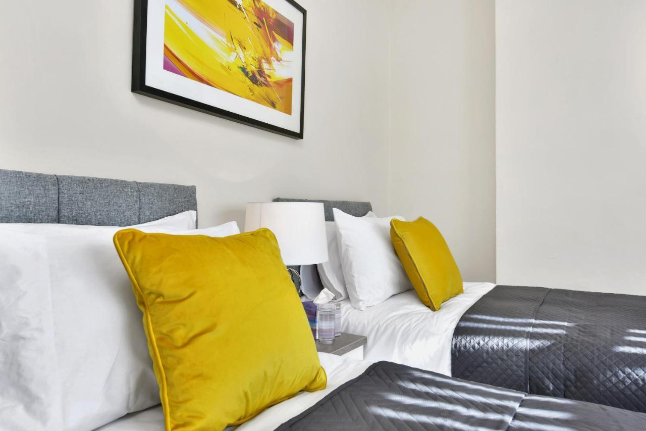 Xclusive Living Stay Near Airport & Nec, The Whitecroft Sheldon  Экстерьер фото
