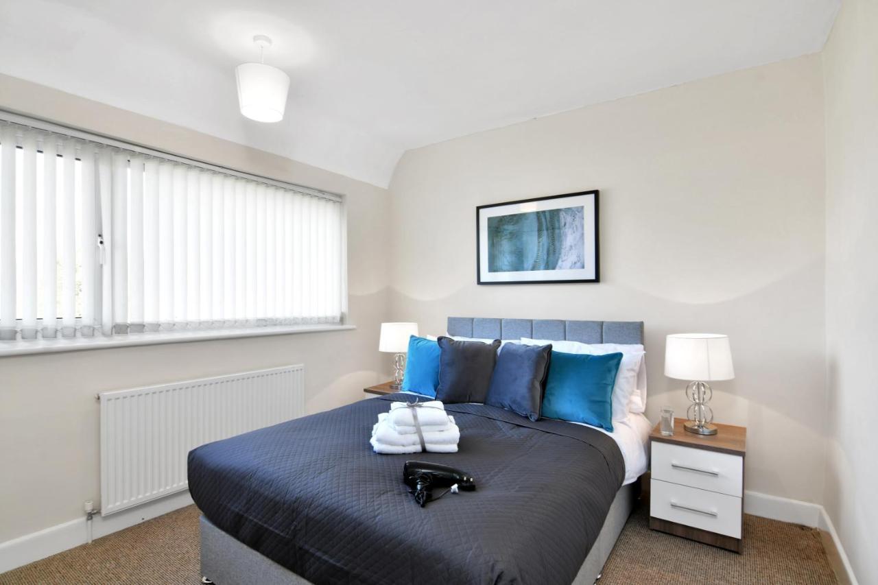 Xclusive Living Stay Near Airport & Nec, The Whitecroft Sheldon  Экстерьер фото