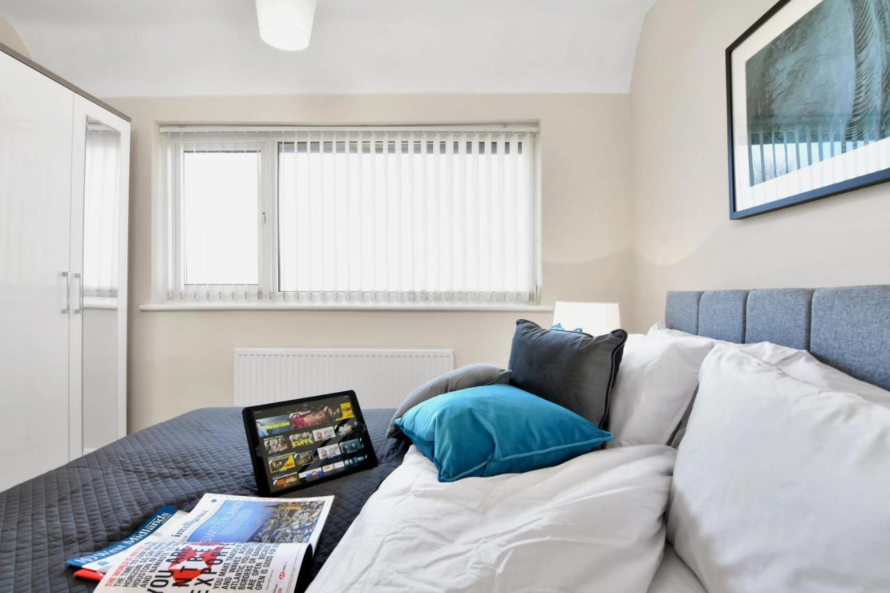 Xclusive Living Stay Near Airport & Nec, The Whitecroft Sheldon  Экстерьер фото