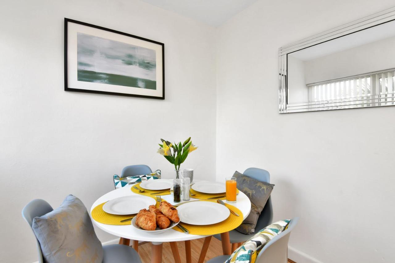 Xclusive Living Stay Near Airport & Nec, The Whitecroft Sheldon  Экстерьер фото
